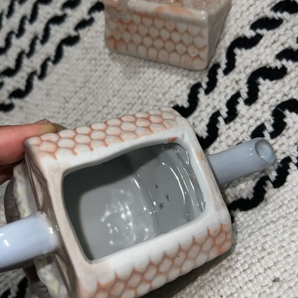 Vintage Detailed Mini Decorative Teapot NWOT - Picture 8 of 9